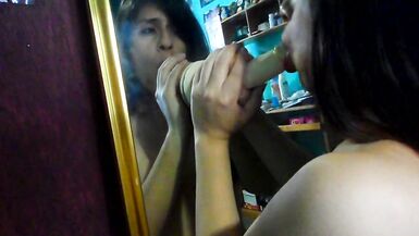 18 years old trans blowjon a dildo in the mirror - 6 image