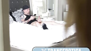 Stunning Transgender Angelina Please Rides Kai Bailey Until He Cums On Her! - 2 image