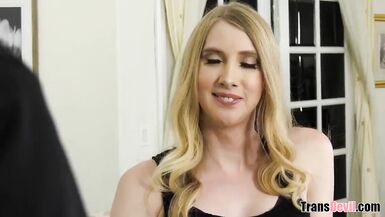 Janelle Fennec's massive tits and ass take a hardcore pounding - 1 image