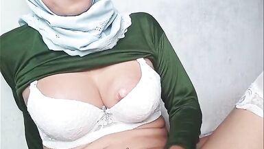 Young TS squirts while riding a massive dildo and getting her ass drilled hard - 12 image