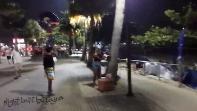 Cute Gals and T-Girl at Beach Road in #Pattaya, Thailand December 2016