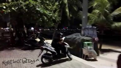 Cute Gals and T-Girl at Beach Road in #Pattaya, Thailand December 2016 - 3 image