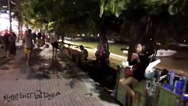 Cute Gals and T-Girl at Beach Road in #Pattaya, Thailand December 2016 - 7 image