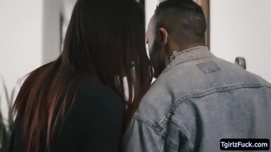 Ladyman Girlfriend - 2 image