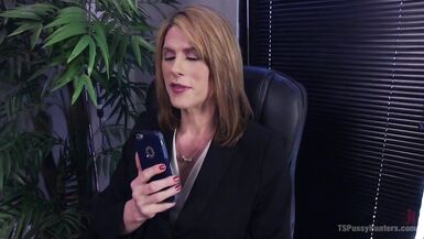 TS mother I'd like to fuck Dominates Cassandra Cain - 2 image