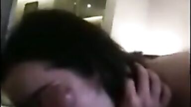 国产比女人还美的TS人妖米兰独自一人在酒店寂寞的撸射，说自己喜欢吃大JB - 4 image