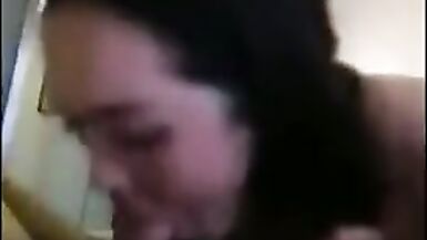 国产比女人还美的TS人妖米兰独自一人在酒店寂寞的撸射，说自己喜欢吃大JB - 5 image