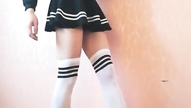 SHEMALE GIANTESS AMANDA CRUSHES METAL CARS IN LOW HEELS AND NYLONS - two (CRUSH FETISH) - 1 image