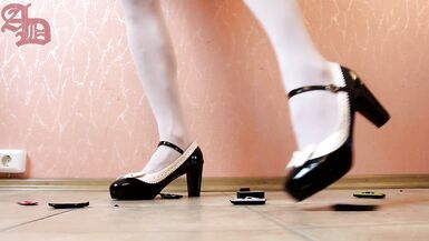 TGIRL GIANTESS AMANDA CRUSHES METAL CARS IN LOW HEELS AND NYLONS - 1 (CRUSH FETISH) - 12 image