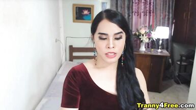 Hawt Oriental Trans Dong Live Jerking - 7 image