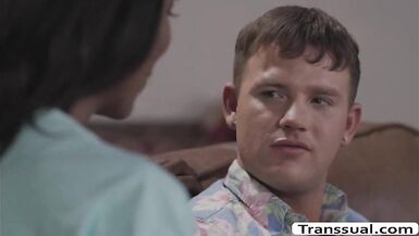 TS Natassia lastly copulates her paramours booty - 7 image