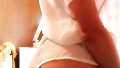 T-gal Hooker love to discharge selfie movie scenes and record clients - 15 image