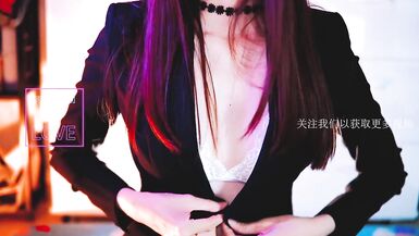 Femdom-Goddess Dominating & Pegging Sissy Bondman with Love - Chinese Femdom - 2 image