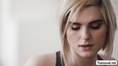 TS Ella widen legs and acquires anal by guy - 5 image