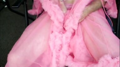 A DAY OD CUMMING IN PINK - 10 image