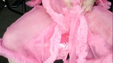 A DAY OD CUMMING IN PINK - 6 image