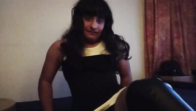 Crossdresser in Selfbondage - 1 image