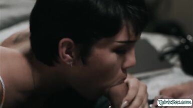 TS stepdaughter caught stepdad jerking - 2 image