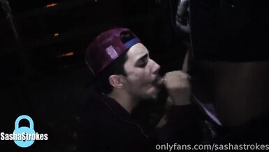 Fuckin n Da Rain! - 4 image