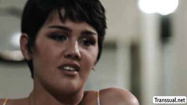 Trans Daisy Taylor bangs her stepdad - 5 image