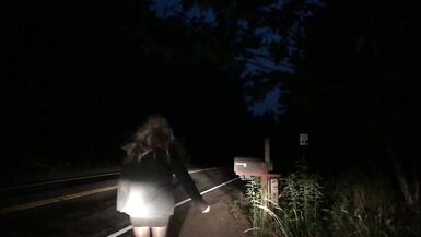 Hawt Female Masker out in Public... - 8 image