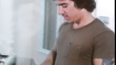 Luscious Lynn in Breaking and entering. Vintage - 4 image