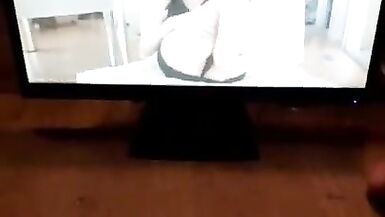 White sissy serf likes BBC red light green light - 4 image