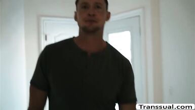 Stepdad bangs her Stepdaughter TS Daisys arse - 3 image