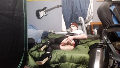 Hawt trap wazoo tease - 5 image