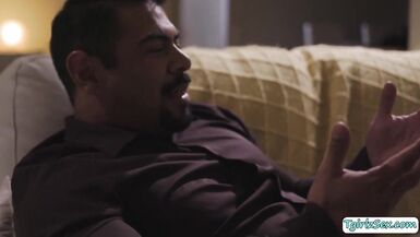 TS psychologist analed her hunk patient - 1 image