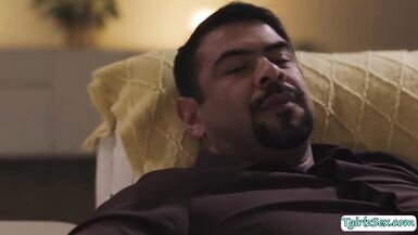 TS psychologist analed her hunk patient - 3 image