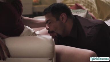 TS psychologist analed her hunk patient - 4 image