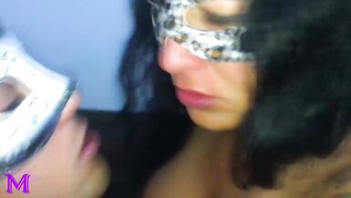 brincando com passivo mamador - 9 image