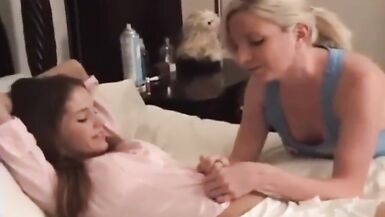 Alicia Sims Outie Stomach Button Worship