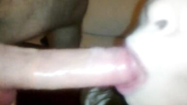 LingLing Lets a White Hunk Bonks for Free - 3 image