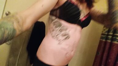 Hawt Shelady Striptease and Masturbates - 10 image