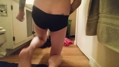 Hawt Shelady Striptease and Masturbates - 11 image