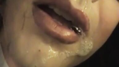 No tell MOTEL with Sexy Hot tranny - 15 image