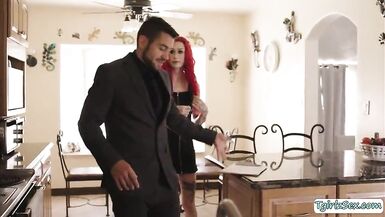 Sheladys engulfing fortunate knob in 3some - 4 image