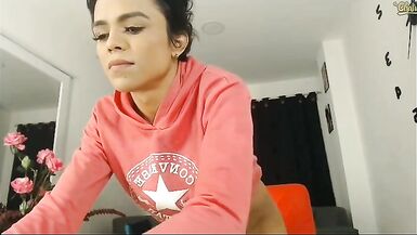 Super Cute Venezuela Tranny - 12 image