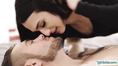 Lewd shelady analed her recent neighbour - 4 image