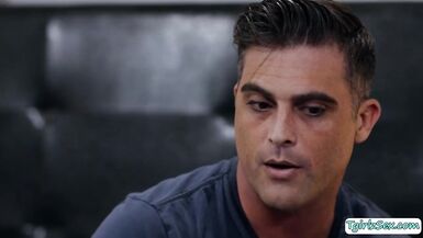 Golden-Haired TS Aubrey Kate booty acquires stuffed - 3 image