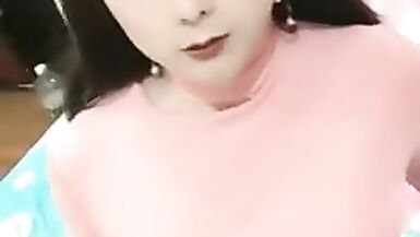 女神喵儿，超可爱国产伪娘玩菊花飞机杯撸射~ - 2 image