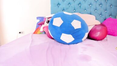 Sara cum 4 - 13 image