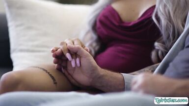 Ts Eva welcomes a bigcock in her throat - 4 image