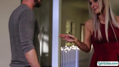 Ts Kayleigh Coxx enjoys a unfathomable anal ride - 1 image