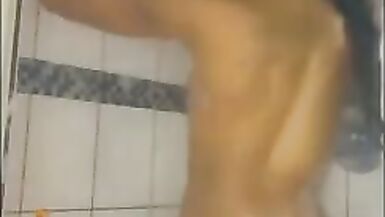 Large Weenie Lady-Man - 6 image