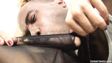 Lady-Man in hose receives sucked off and then screwed - 3 image