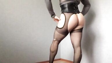 TS in Latex Teasing!! no Makeup - 4 image