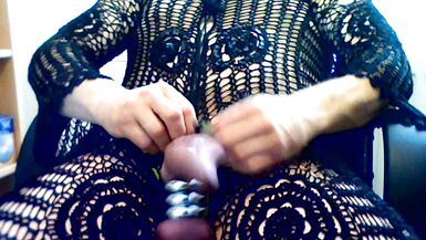 transsexual in hawt crochet outfit - 4 image